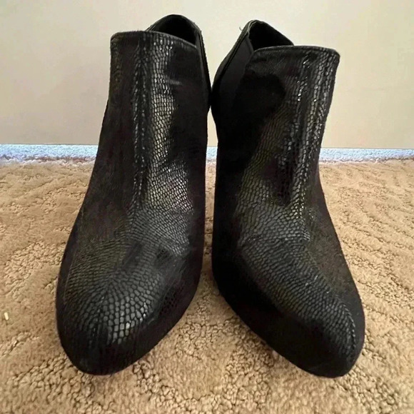 Whbm White House black market Cannes lizard embossed stiletto bootie 6.5 boots - Picture 14 of 16